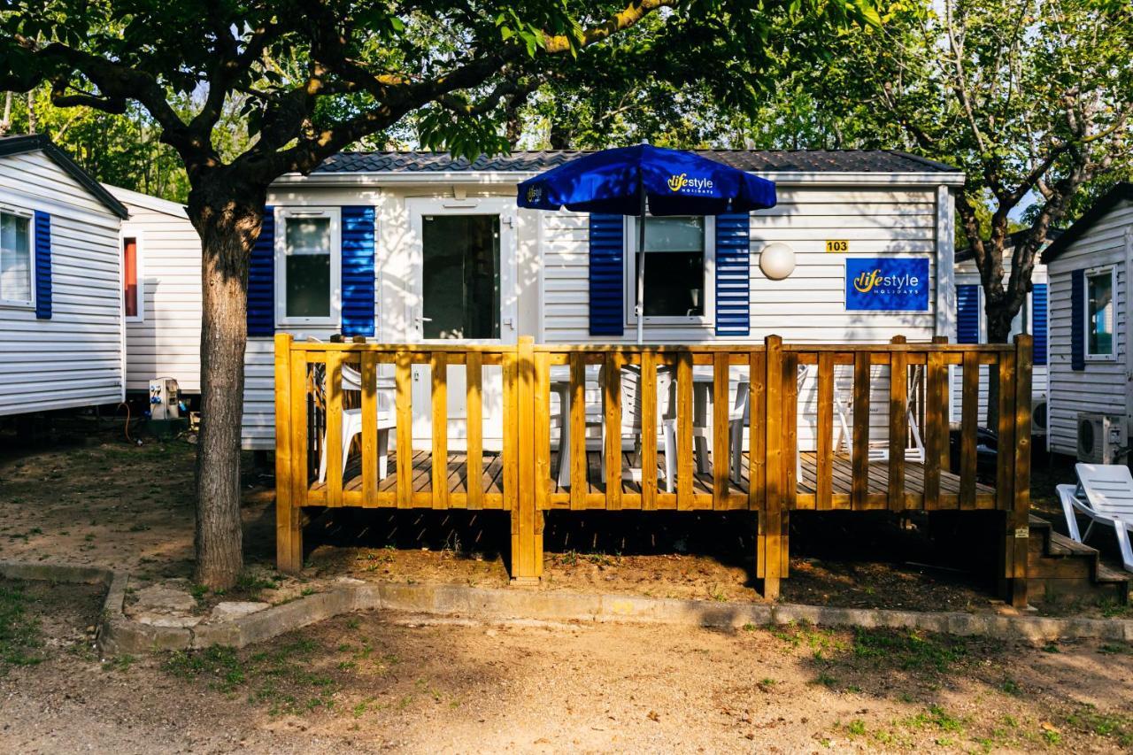 ל'אסטרטיט Castell Montgri - Mobile Homes By Lifestyle Holidays חדר תמונה