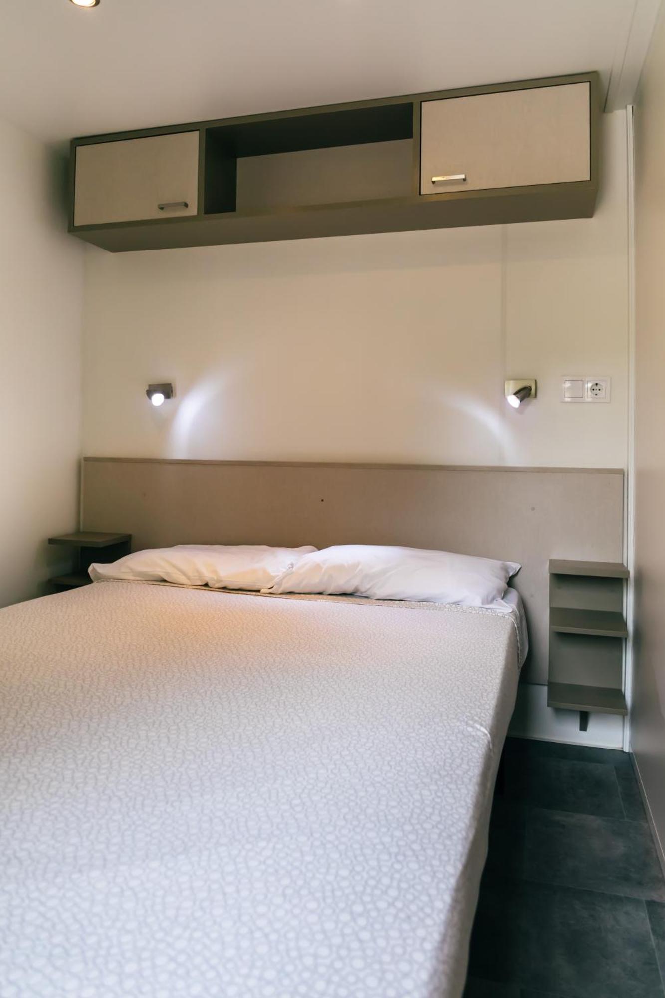 ל'אסטרטיט Castell Montgri - Mobile Homes By Lifestyle Holidays חדר תמונה