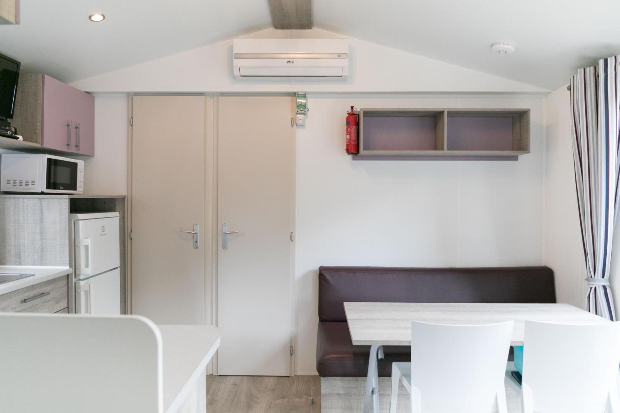 ל'אסטרטיט Castell Montgri - Mobile Homes By Lifestyle Holidays חדר תמונה