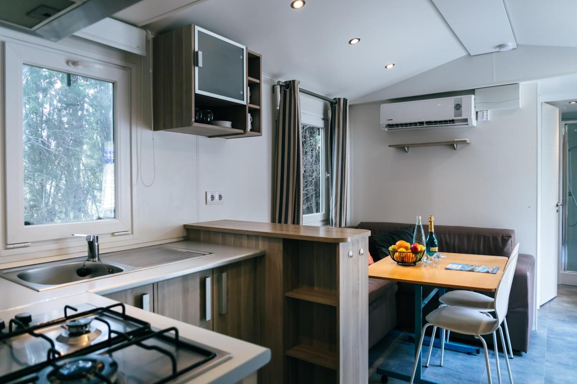 ל'אסטרטיט Castell Montgri - Mobile Homes By Lifestyle Holidays חדר תמונה