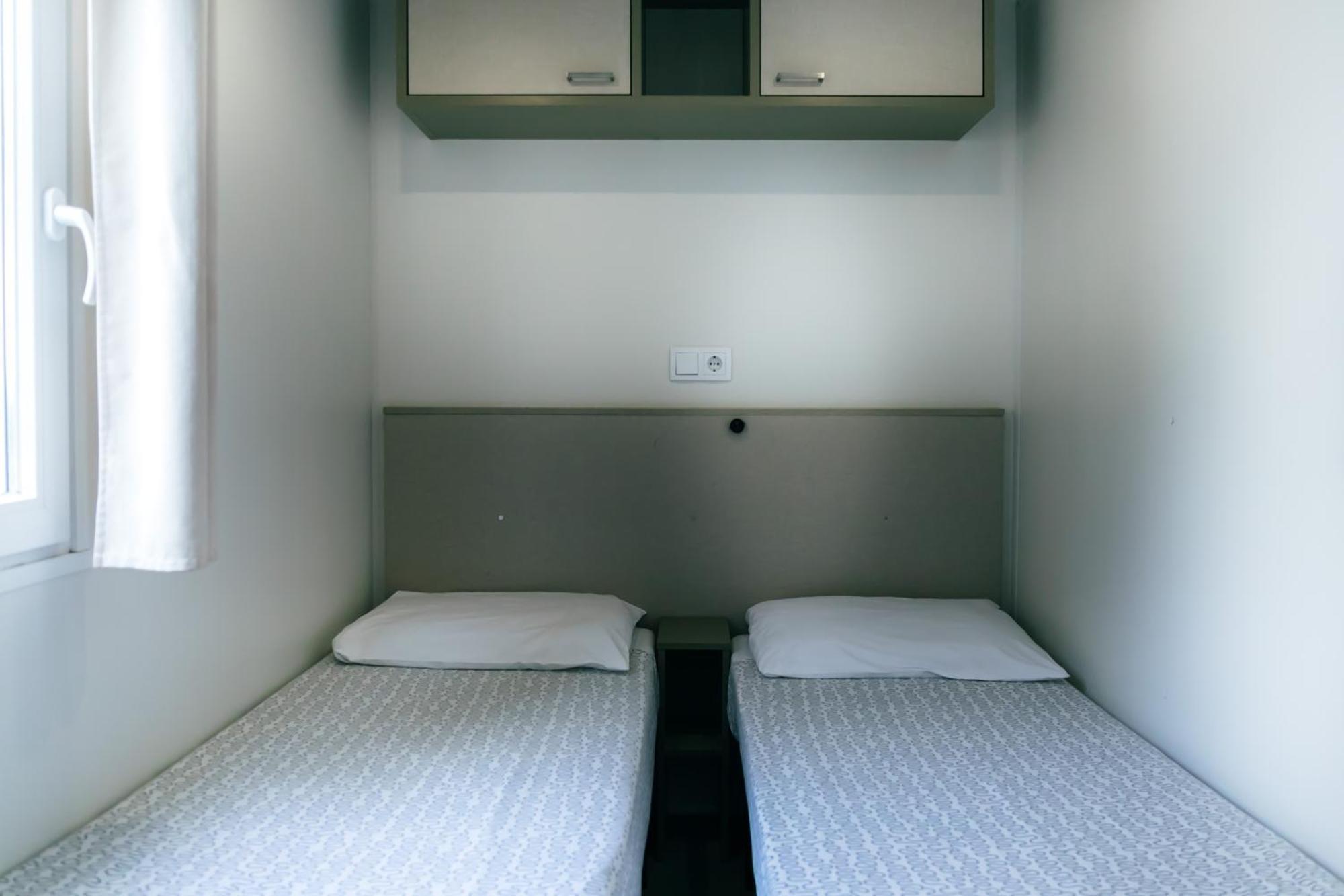 ל'אסטרטיט Castell Montgri - Mobile Homes By Lifestyle Holidays חדר תמונה